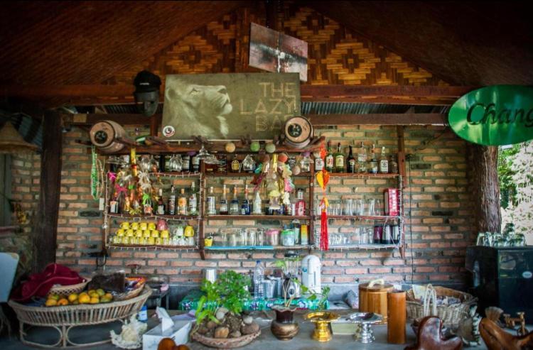 The Lazy Bar And Guesthouse Krabi By Eksteriør billede