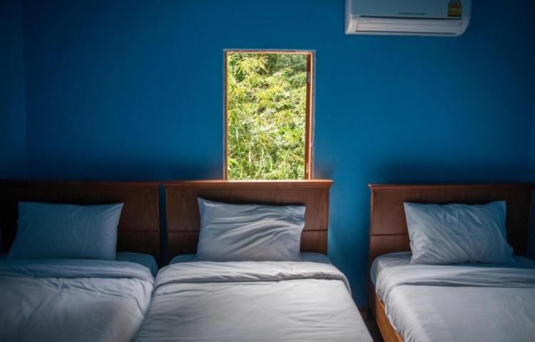 The Lazy Bar And Guesthouse Krabi By Eksteriør billede